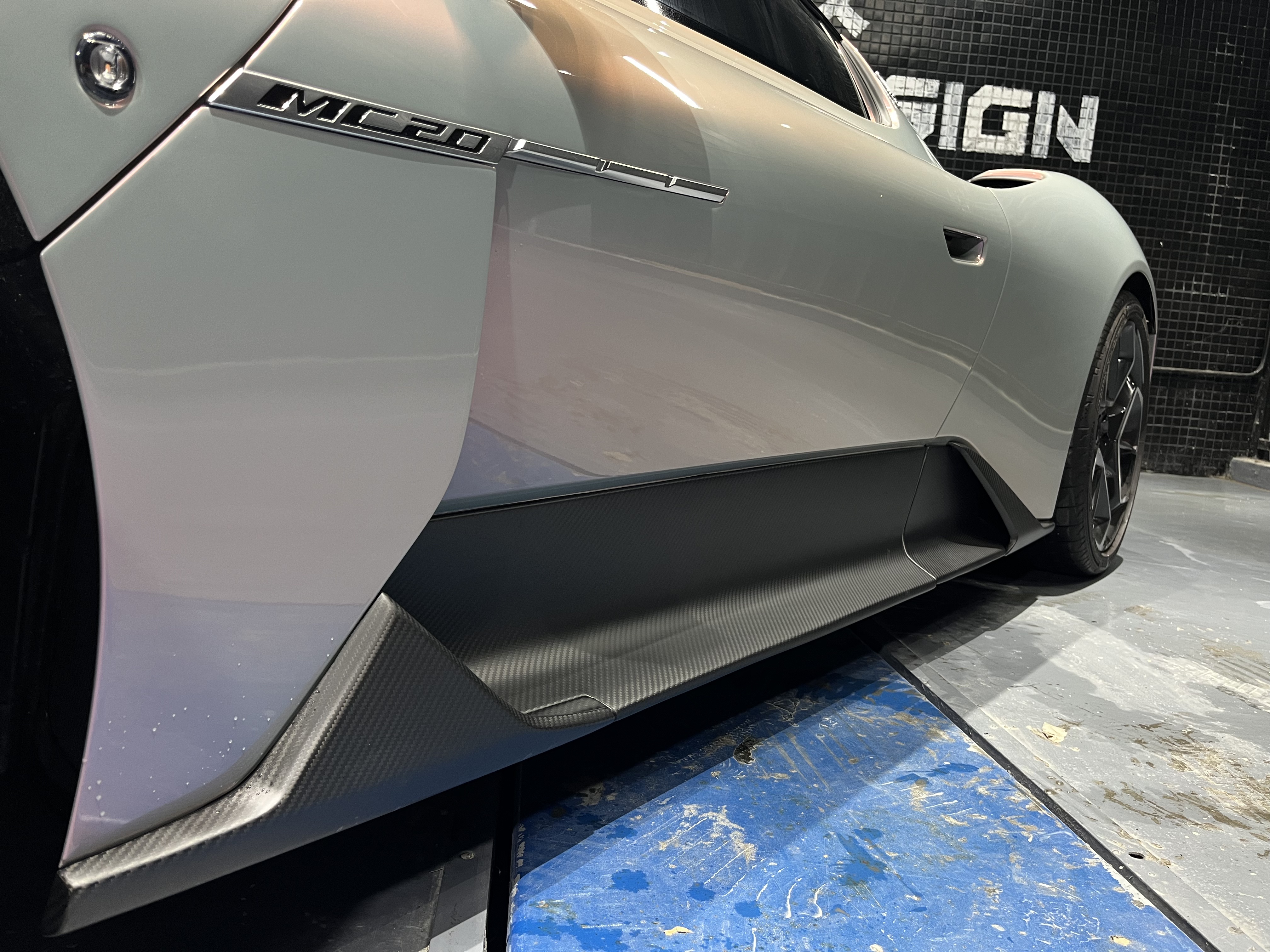 Maserati MC20 OEM Style Dry Carbon Parts - styling view
