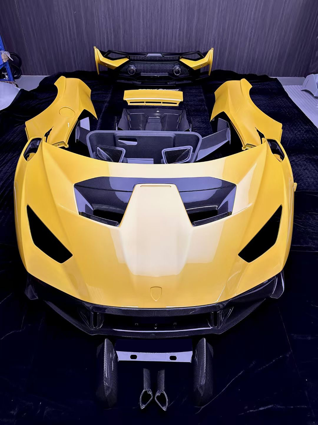 Lamborghini LP580/600/610 STO Style Dry Carbon Conversion Kit - styling view