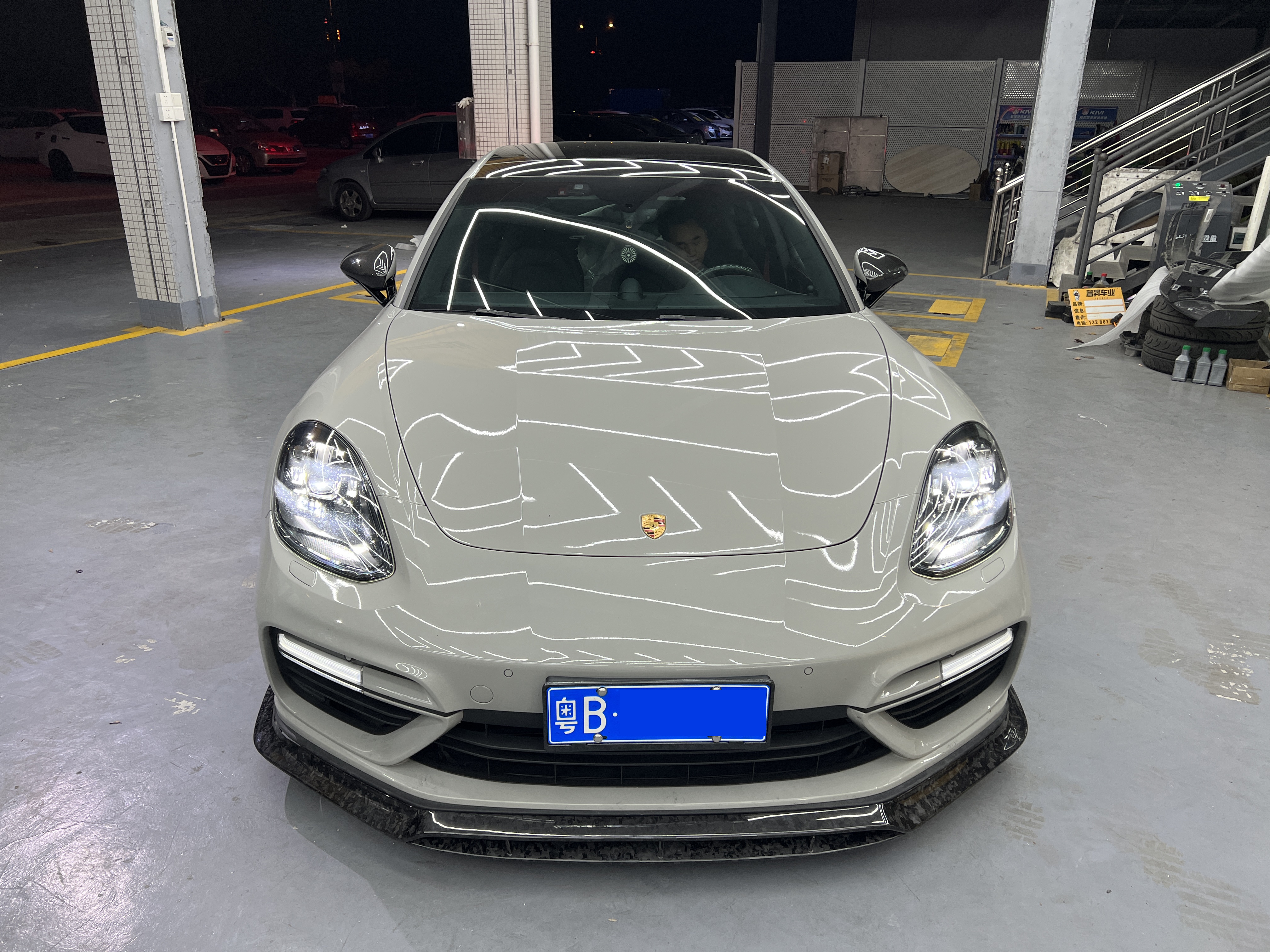 Porsche Panamera 971 OD Style Dry Carbon Parts - styling view