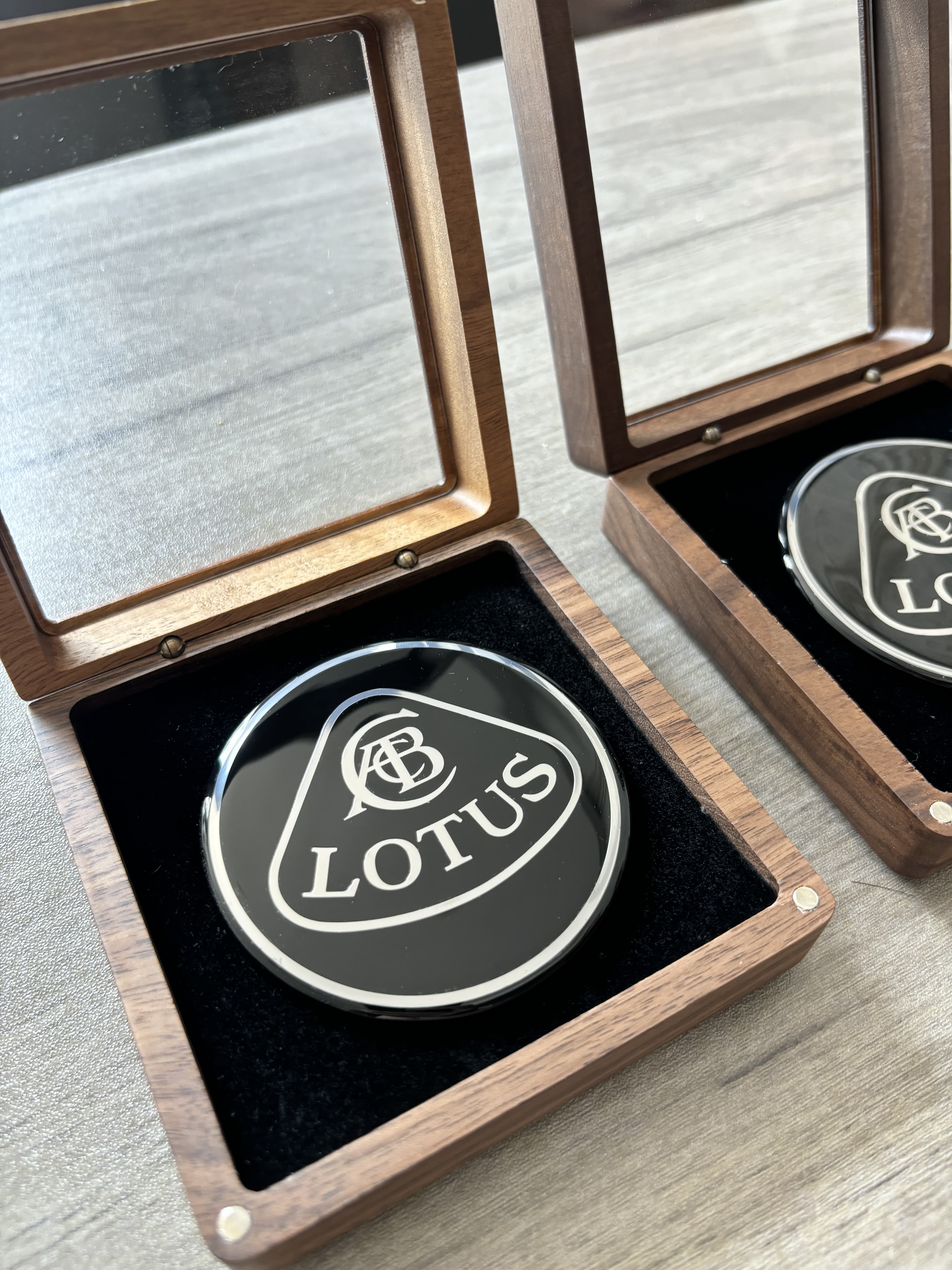 Lotus Emira/Eletre/Emeya Marble-Pattern Dry Carbon Badges - styling view