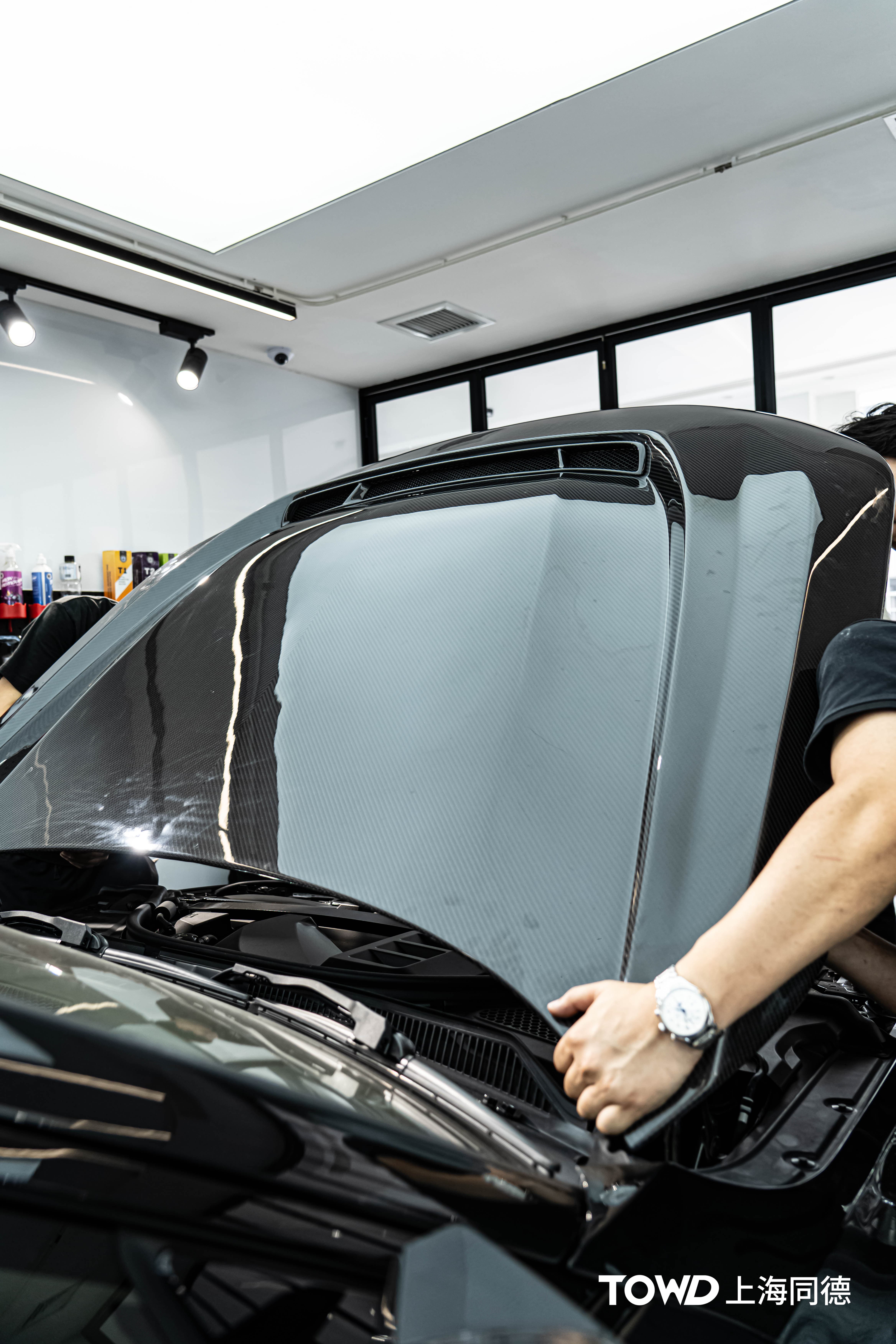BMW G87 M2 AP Style Dry Carbon Parts - styling view