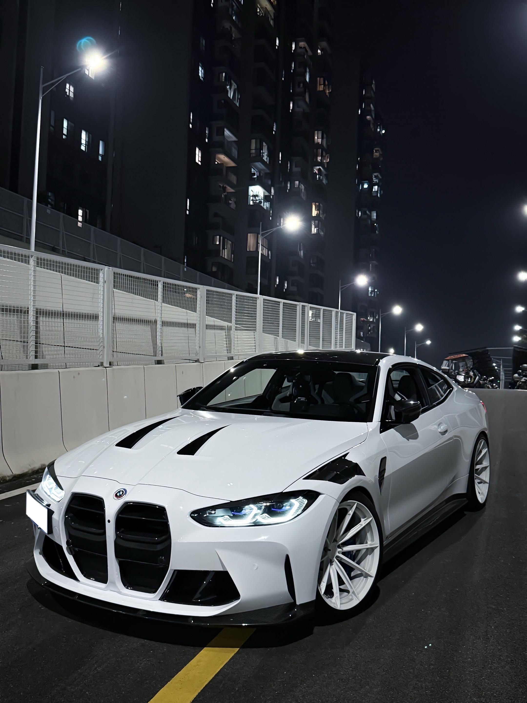 BMW G80 M3/G82 M4 AP Style Vented Dry Carbon Hood - styling view