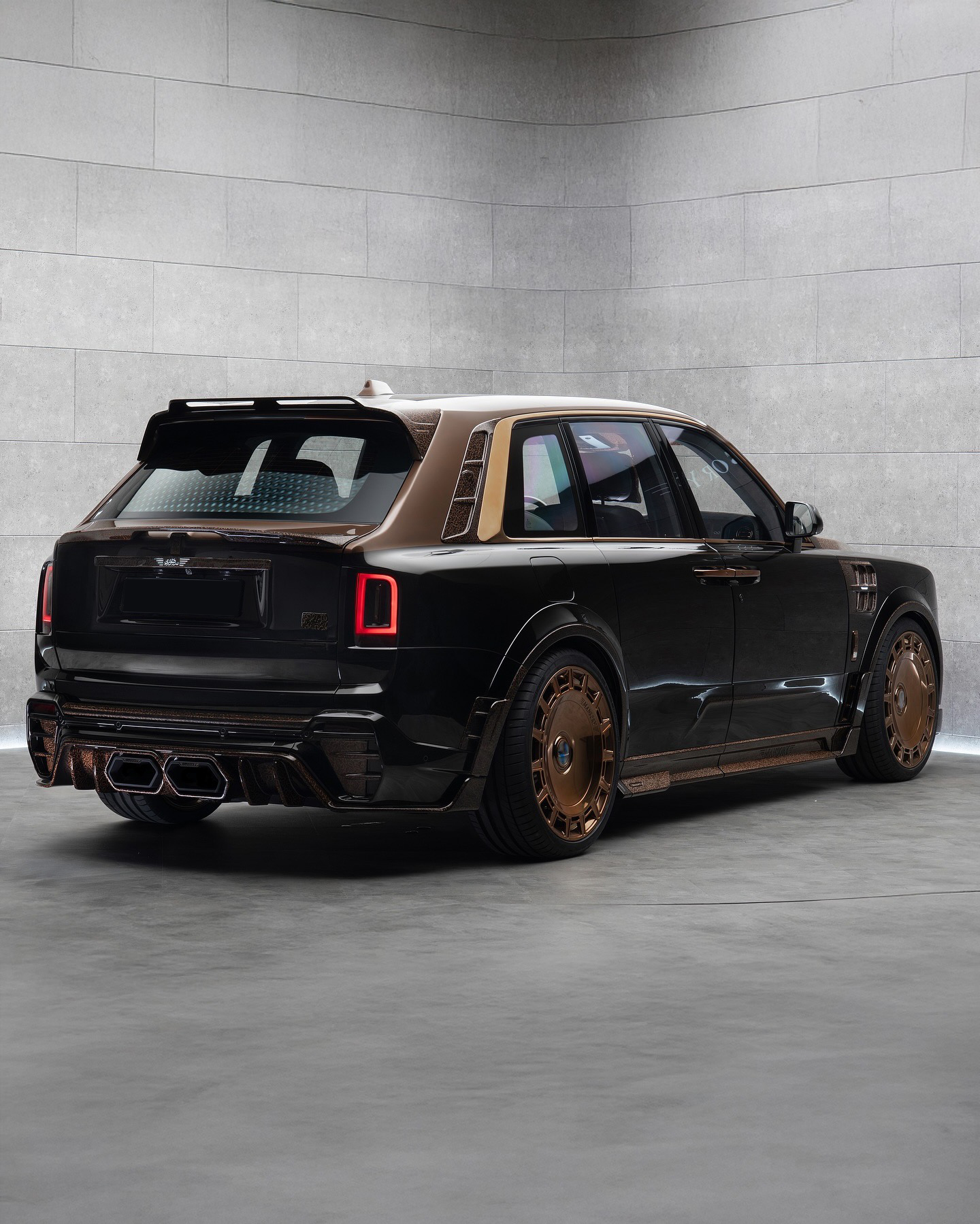 Rolls-Royce Cullinan MSY Style Dry Carbon Body Kit Configurations - styling view