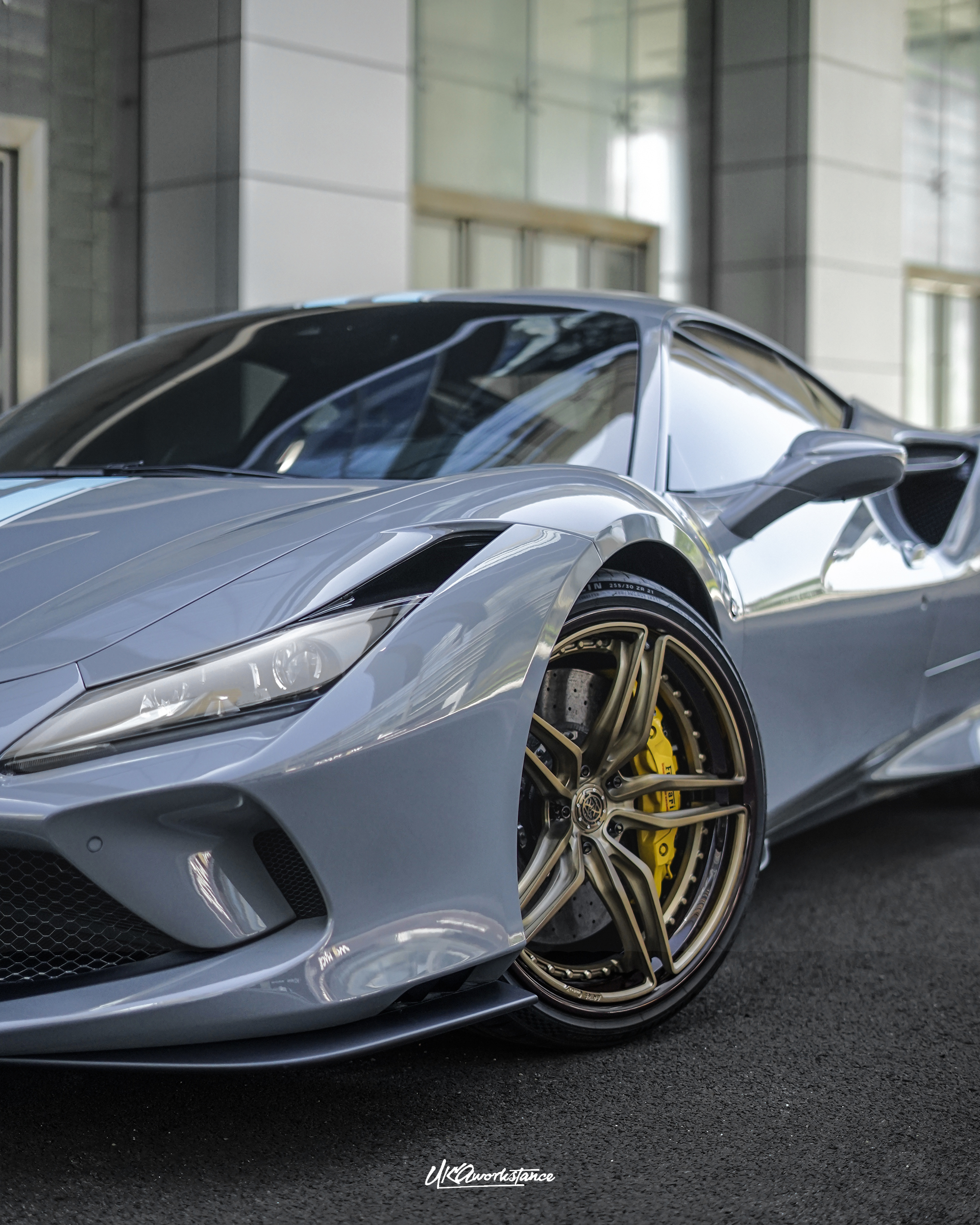 Octopus & Ocean Design Custom Carbon Fiber Wheels - styling view